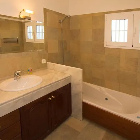 Villa Beatriz With Panoramic Sea Views